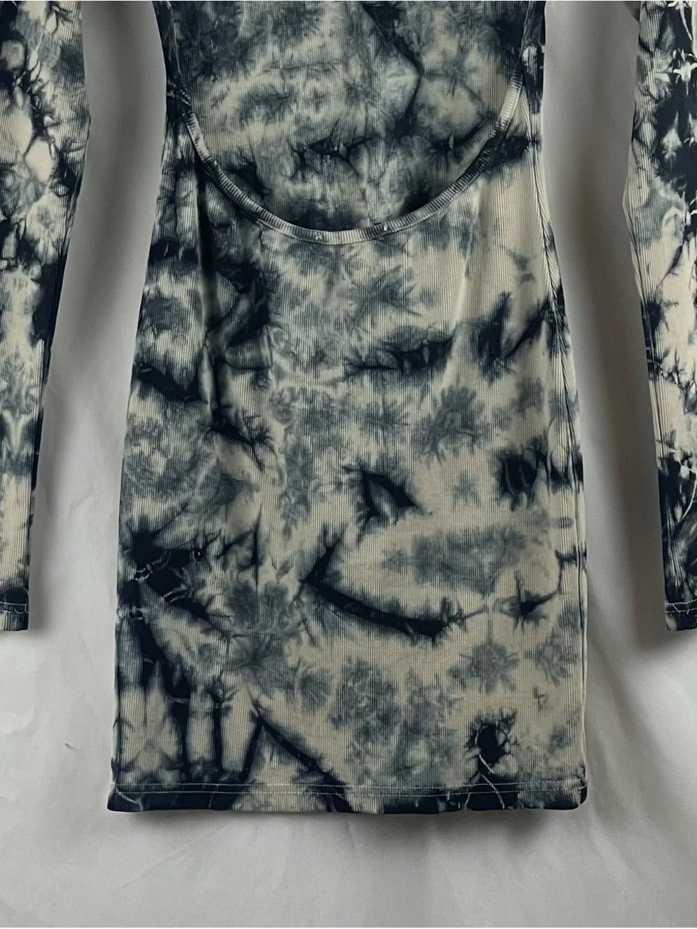EGO navy white